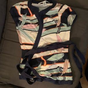 DVF wrap top. Beautiful pattern.